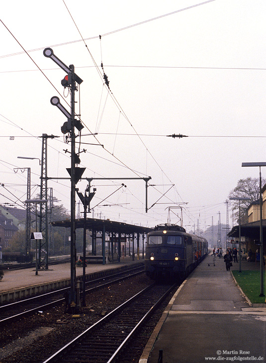 Bahnhof Lehrte mit Formsignale und Kölner 110 423