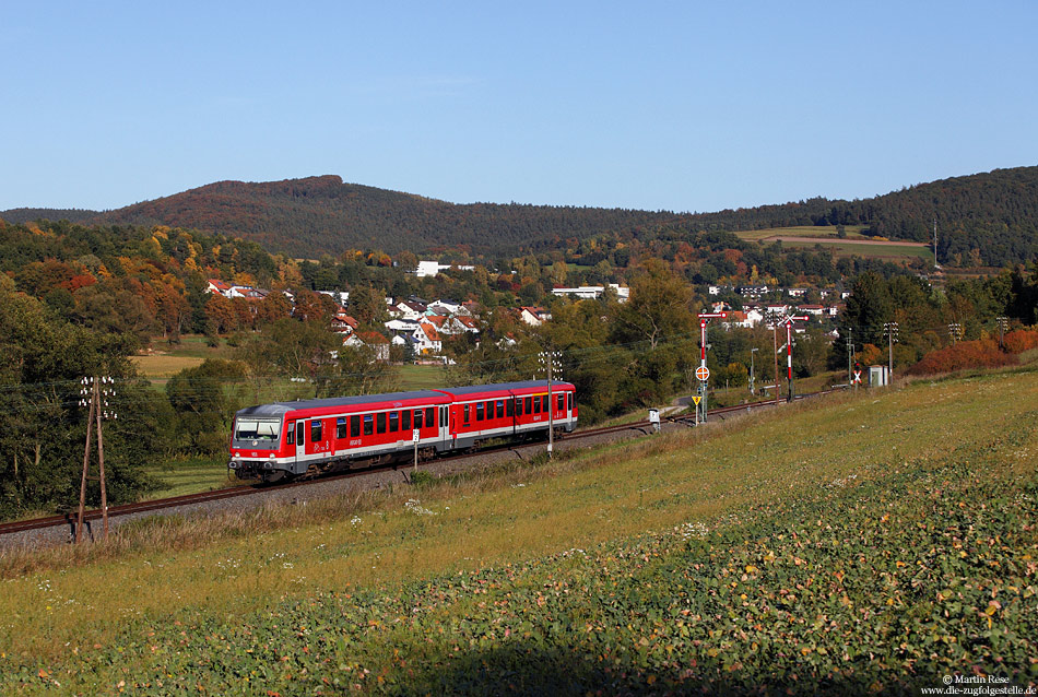 628 698 als RB15952 Fulda - Alsfelds am westlichen Einfahrsignal von Bad Salzschlirf 