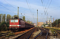 143 120 mit Bauxit-Zug im Anschluss  Matinswerk in Quadrath Ichendorf