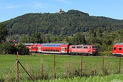 Ulmer 111 079 bei Süßen unterhalb der Burg Staufeneck