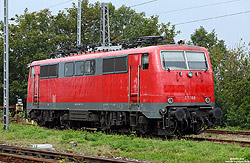 Im Mai 2022 wurde die 111 108 beim Bw Frankfurt ausgemustert und an das Unternehmen Smart Rail GmbH verkauft. Am 9.9.22 kam die Lok mit einem Sonderzug nach Norddeich und wartete am Folgetag auf dem Abstellgleis auf die Rückfahrt. Zwischenzeitlich bekam die Lok die ozeanblau/beige Lackierung der 80er Jahre zurück.