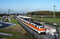 111 186 vom Bw Düsseldorf mit S6 nach Köln in Leverkusen Rheindorf