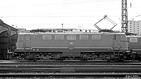 183 001 ex E344 01 im Jahr 1968 im Bw Saarbrücken