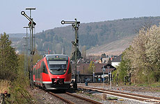 643 513 als RB12181 im Bahnhof Ahweiler mit zwei Ausfahrsignalen