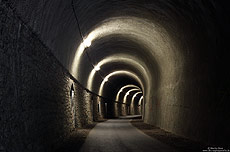 Blick im Saffenburger Tunnel bei Mayschoß