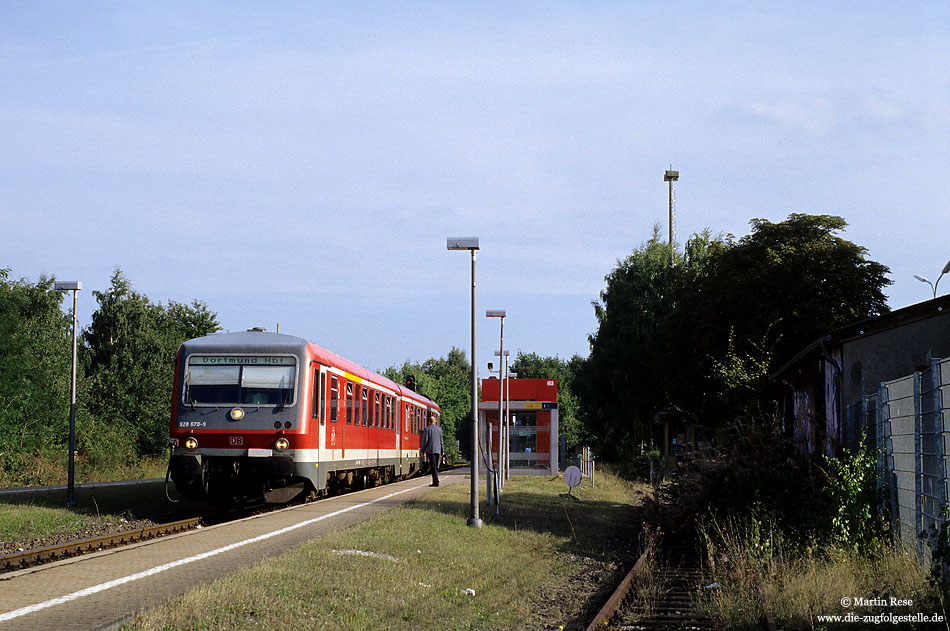Aus Iserlohn kommend hat der 628 670 den Bahnhof Kalthof erreicht