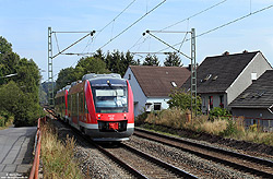 640 007 als Regionalbahn am ehemaligen Haltepunkt Opertsau auf der Siegstrecke