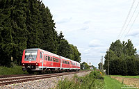 Nahe Schemmerberg fährt der 611 016 als IRE3106 nach Basel Bad Bf. 25.8.2010