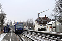 Wenige Kilometer hinter Ravensburg befindet sich der Haltepunkt Weißenau. Als BOB87221 legen der VT65 und VT68 hier einen kurzen Halt ein. 27.1.2010