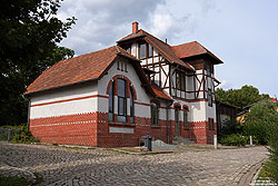 Empfangsgebäude des ehemaligen Bahnhofs Karnin auf der Insel Usedom
