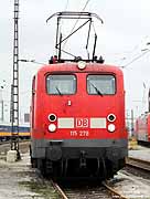 Ebenfalls am 23.3.2009 war die 115 278 in Dortmund Bbf anzutreffen. Diese erst wenige Tage zuvor in die Baureihe 115 umgezeichnete Lok besitzt als erste E10 keine Kontrollziffer auf der Stirnseite.