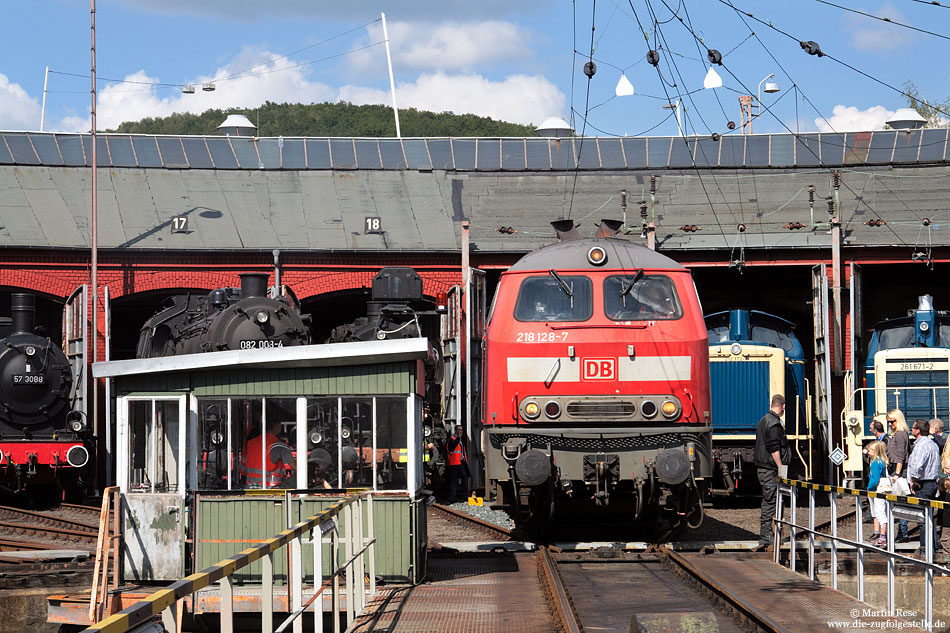 Beim Bw-Fest im Südwestfälischen Eisenbahnmuseum in Siegen wurde die 218 128 vom 