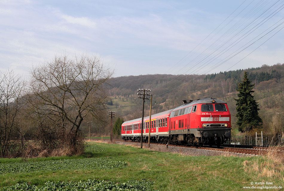 Ebenfalls bei Bad Bodendorf entstand die Aufnahme der mit der 218 151 bespannten RB 12715. 24.3.2010
