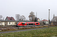 Zum Fahrplanwechsel am 10.12.2011 wird auf der Ohratalbahn (Gotha – Gräfenroda, KBS572) der Reisezugverkehr eingestellt. Aus diesem Anlass besuchte ich diese Strecke am 16.11.2011 noch einmal. Im Bahnhof Crawinkel steht die aus dem 641 035 gebildete RB16762 bereit zur Fahrt nach Gotha.
