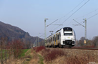 Aus Köln Messe/Deutz kommend fährt der 460 503 als MRB25421 nach Mainz, fotografiert kurz von Namedy, 1.2.2012