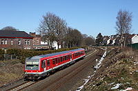 Die Tage der Baureihe 628 auf dem „Müngstener“ sind bereits gezählt. Ab Dezember 2013 verkehrt hier die Abellio-Rail mit neuen Triebwagen. Unterwegs als RB30777 (Wuppertal Hbf – Solingen Hbf) hat der 628 540 soeben Remscheid Lennep verlassen. 4.3.2013 