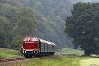Auch die V65 001 der Osnabrücker Dampflokfreunde war bei der Kurhessenbahn zu Gast. Bis Mitte der 60er Jahre war die V65 in Marburg beheimatet und dürfte von dort aus so manches Mal durch das Edertal gedieselt sein, wie am 12.9.2015.