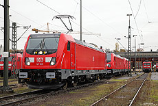 Inzwischen sind die ersten Lokomotiven der neuen Baureihe 147 in Stuttgart eingetroffen. Am 16.11.2016 weilten hier die 146 008, 009 und 006 zur Lokführerausbildung.