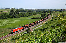 Der Güterverkehr hielt sich an diesem Tag in Grenzen. Einer der „im Licht“ verkehrenden Züge war der GB62671 (Karlsruhe Rbf – Wabern).