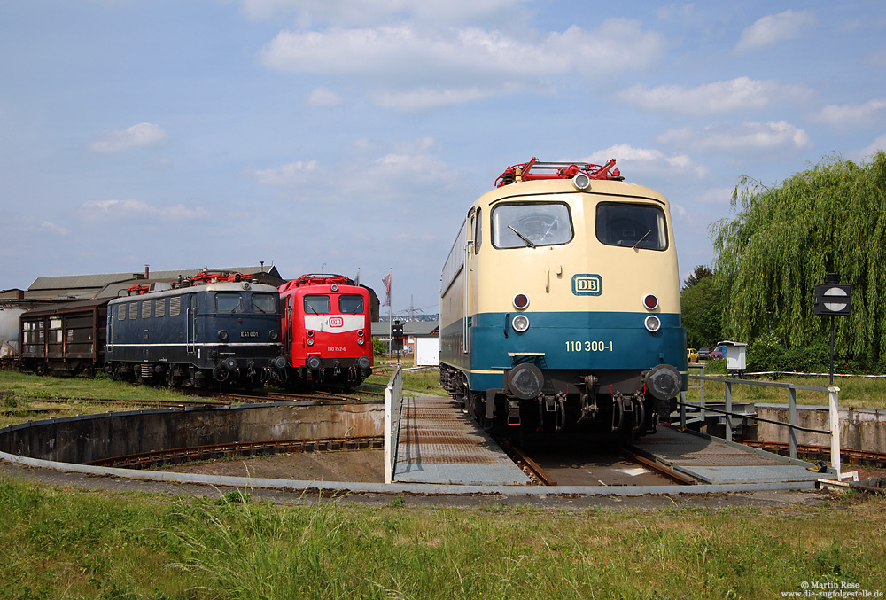 110 300 auf dem Einheitsloktag des Vereins Baureihe E10 e.V. in Koblenz Lützel