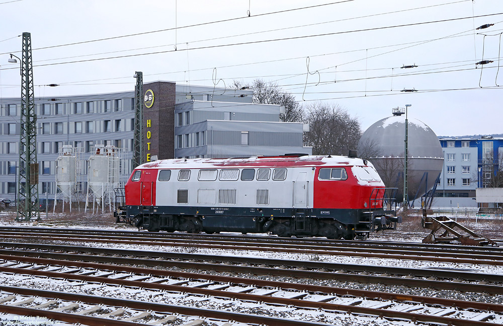 2000 87 ex 216 123 der Bahnlogistik 24 im Bahnhof Göttingen