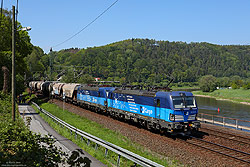 383 001 und 383 010 mit Getreidezug im Elbtal bei Königstein