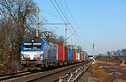 Boxxpress 193 833 mit Containerzug bei Bonn Beuel auf der rechten Rheinstrecke mit Baustelle für S-Bahn S13