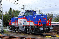 Hybridlok 1002 022 abgestellt an der Drehscheibe in Köln Betriebsbahnhof