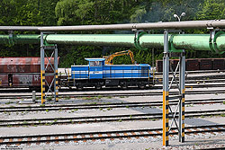 blaue Werklok 3 im Lhoist-Werkbahnhof Flandersbach