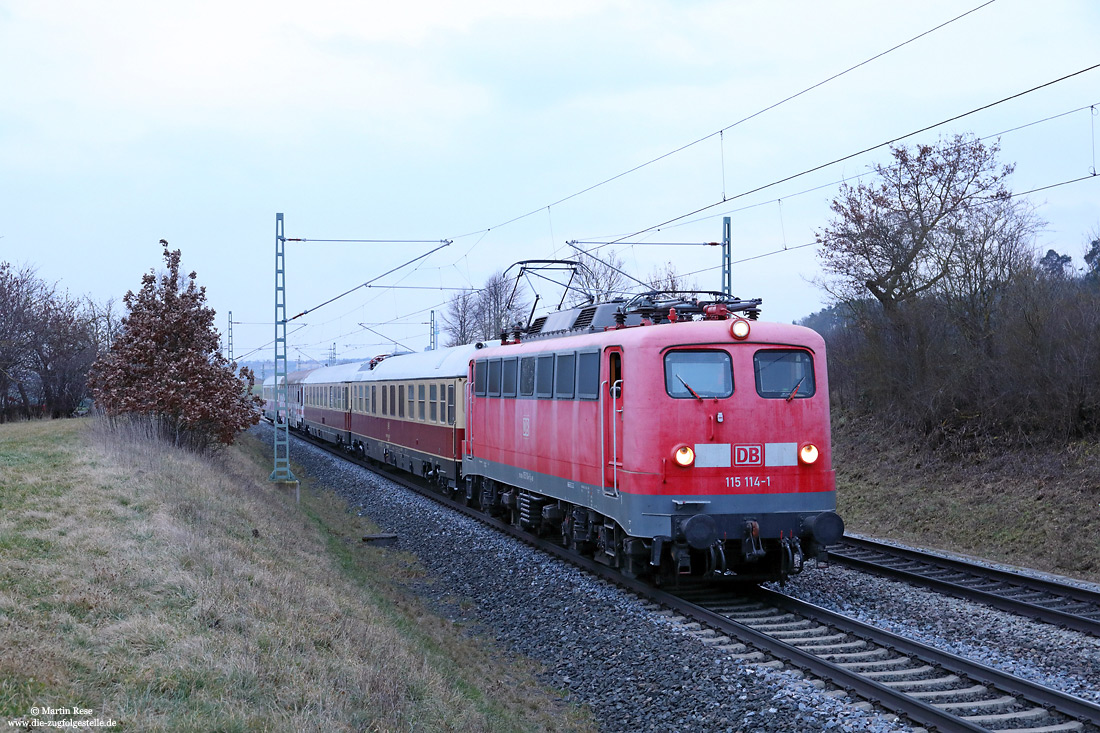 115 114 mit Überführungszug zwischen Crailsheim und Lehrberg