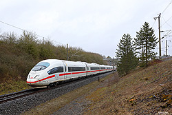 403 058 als Leerreisezug nach München am Abzweig Rohrbach auf der Nantenbacher Kurve