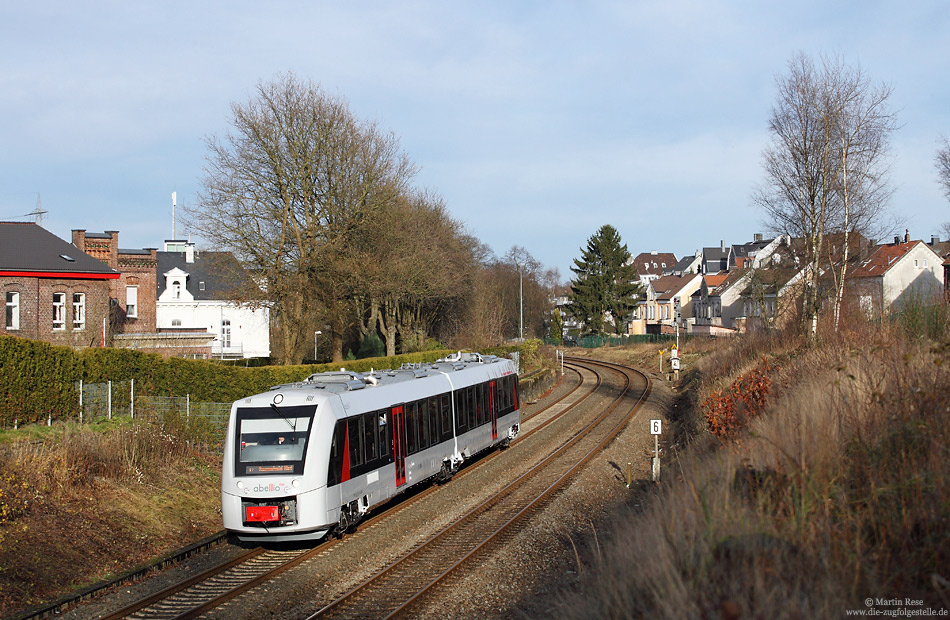 VT12 006 der Abellio-Rail als ARB30775 nach Remscheid Hbf bei Remscheid Lennep