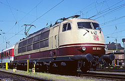 103 173 im Bahnhof Köln Bbf