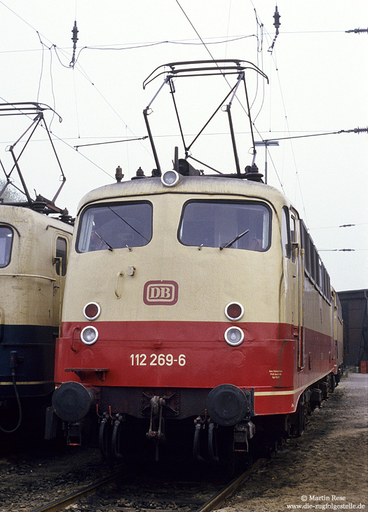 112 269 in rot beige im Bw Hannover