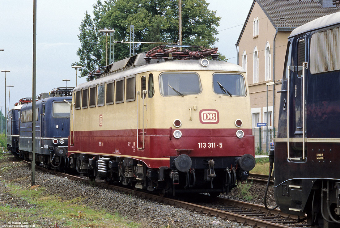 113 311 des DB-Museum auf Fahrzeugschau in Kaldenkirchen