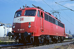 110 397 in Orientrot in Köln Bbf