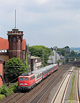 110 261 als 115 261 mit ICE-Ersatzzug in Wuppertal Unterbarmen