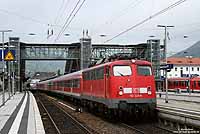 110 326 mit RE4093 im Bahnhof Neustadt Weinstraße