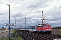 110 443 mit Zugzielanzeige mit Wendezug im Bahnhof Porz Wahn vor dem Umbau