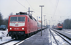 120 158 im Bahnhof Norddeich im Winter