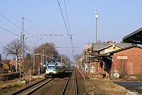Der einstige Bahnhof Mesum wurde bis zur Inbetriebnahme des ESTW in Rheine im Dezember 2001 noch als Blockstelle genutzt. Seither ist diese Betriebsstelle nur noch ein Haltepunkt. Hier habe ich am 5.2.2009 den ET016 der Westfalenbahn fotografiert.