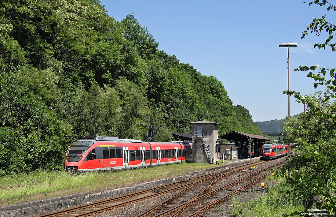 644 541 im Bahnhof Dieringhausen