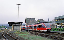644 523 auf der Oberbergischen Bahn im Bahnhof Overath