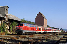 218 217 auf der KBS430 mit RE12083 im Bahnhof Mechernich 