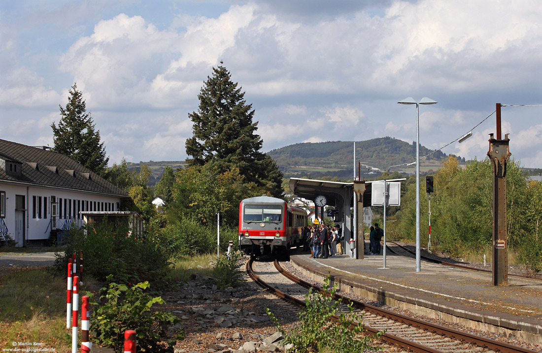 628 303 im Bahnhof Mayen Ost auf der Pellenz-Eifel-Bahn