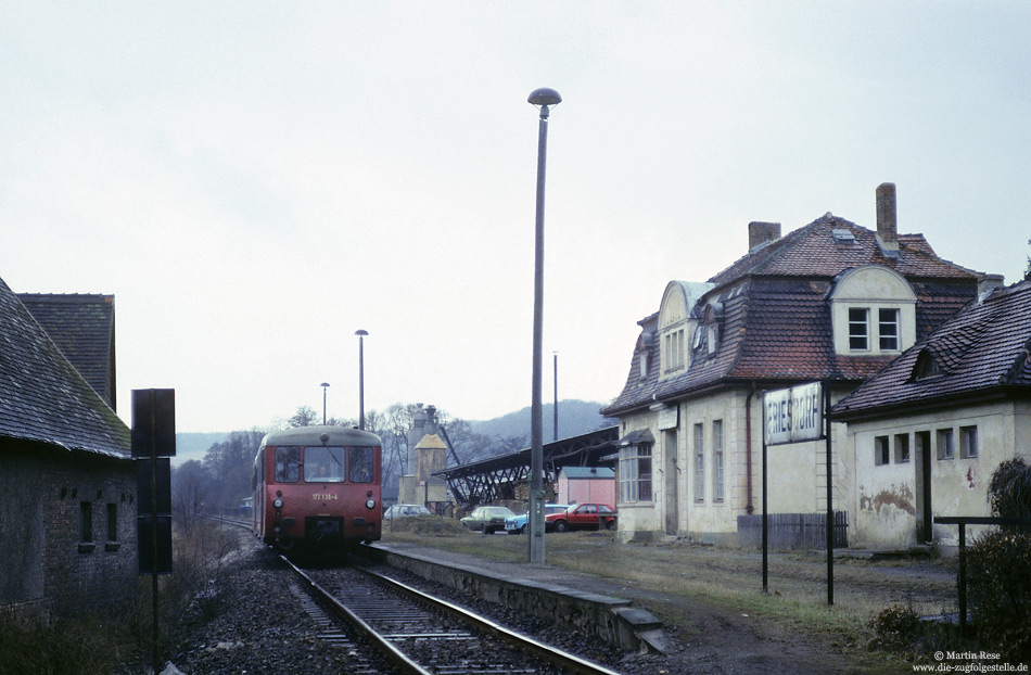 172 136 als N16245 auf der Wipperliesel im ehemaligen Bahnhof Fiesdorf