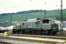 194 060 im Bahnhof Würzburg Hbf