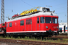 701 099 in der ursprünglichen roten Farbgebung der Aggerbahn in Düsseldorf Derendorf