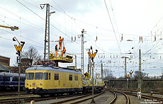 Der Kölner 701 108 Baujahr 1964 wurde am 21.2.2005 bei Fahrleitungsarbeiten in Köln Bbf eingesetzt.