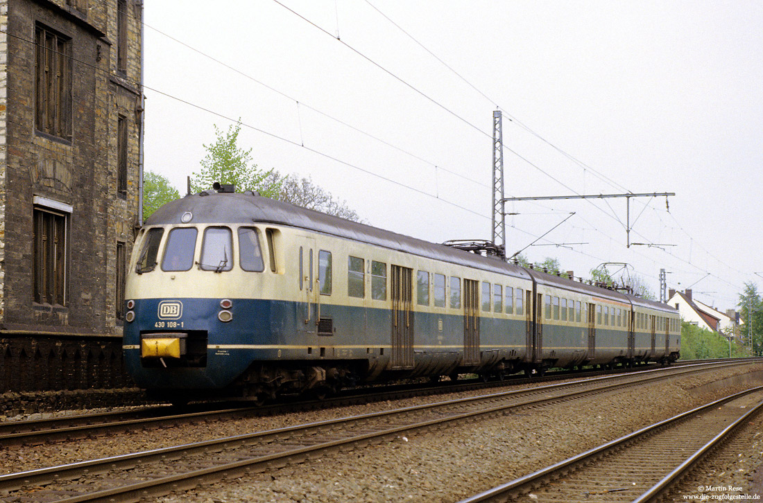 430 108 ex ET30 108 als E7866 bei Paderborn Kasseler Tor